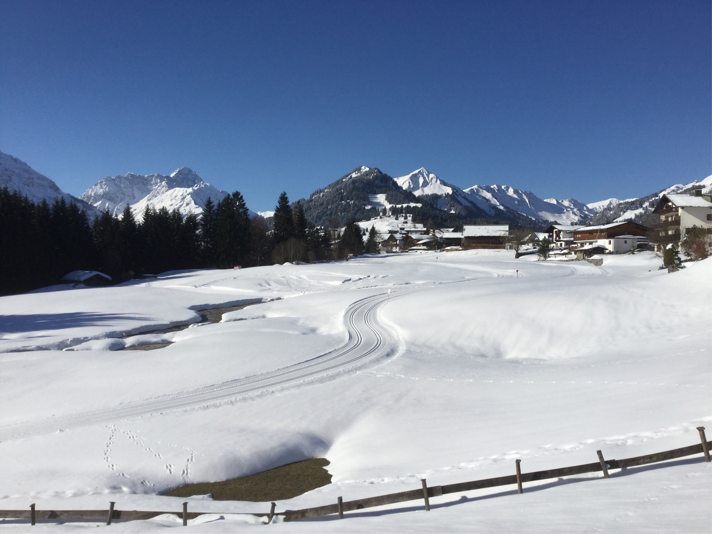 Riezlern_Terrasse_Winter